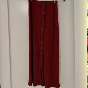 New barely worn burgundy Reformation cotton skirt